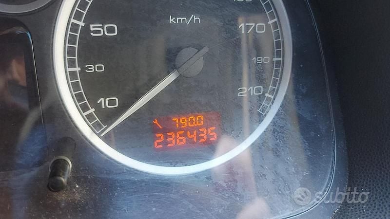 Usata Peugeot 307 107 CV (78 kW) 2004 Nero Station wagon