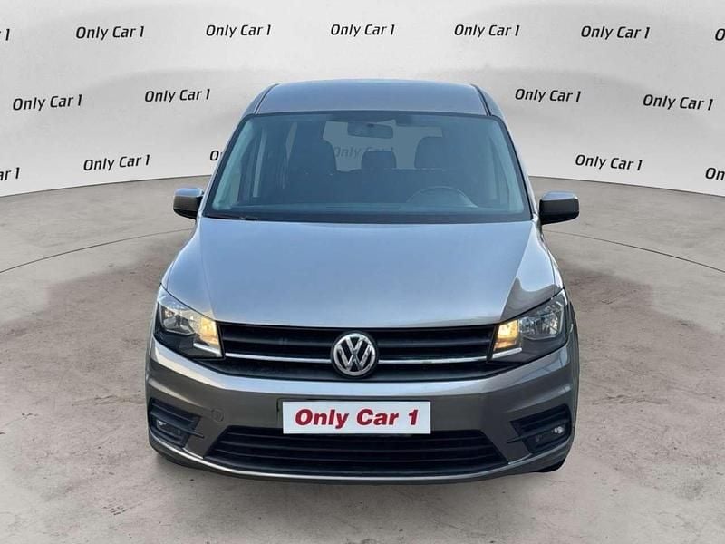 Usata VW Caddy Maxi Comfortline 150 CV (110 kW) 2017 Grigio Monovolume