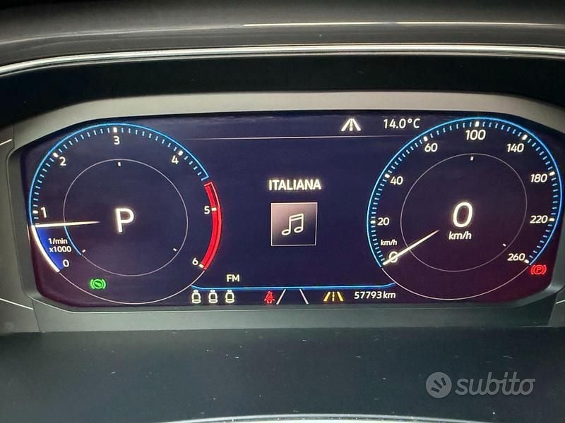 Usata VW T-Roc Advance 150 CV (110 kW) 2019 Grigio SUV