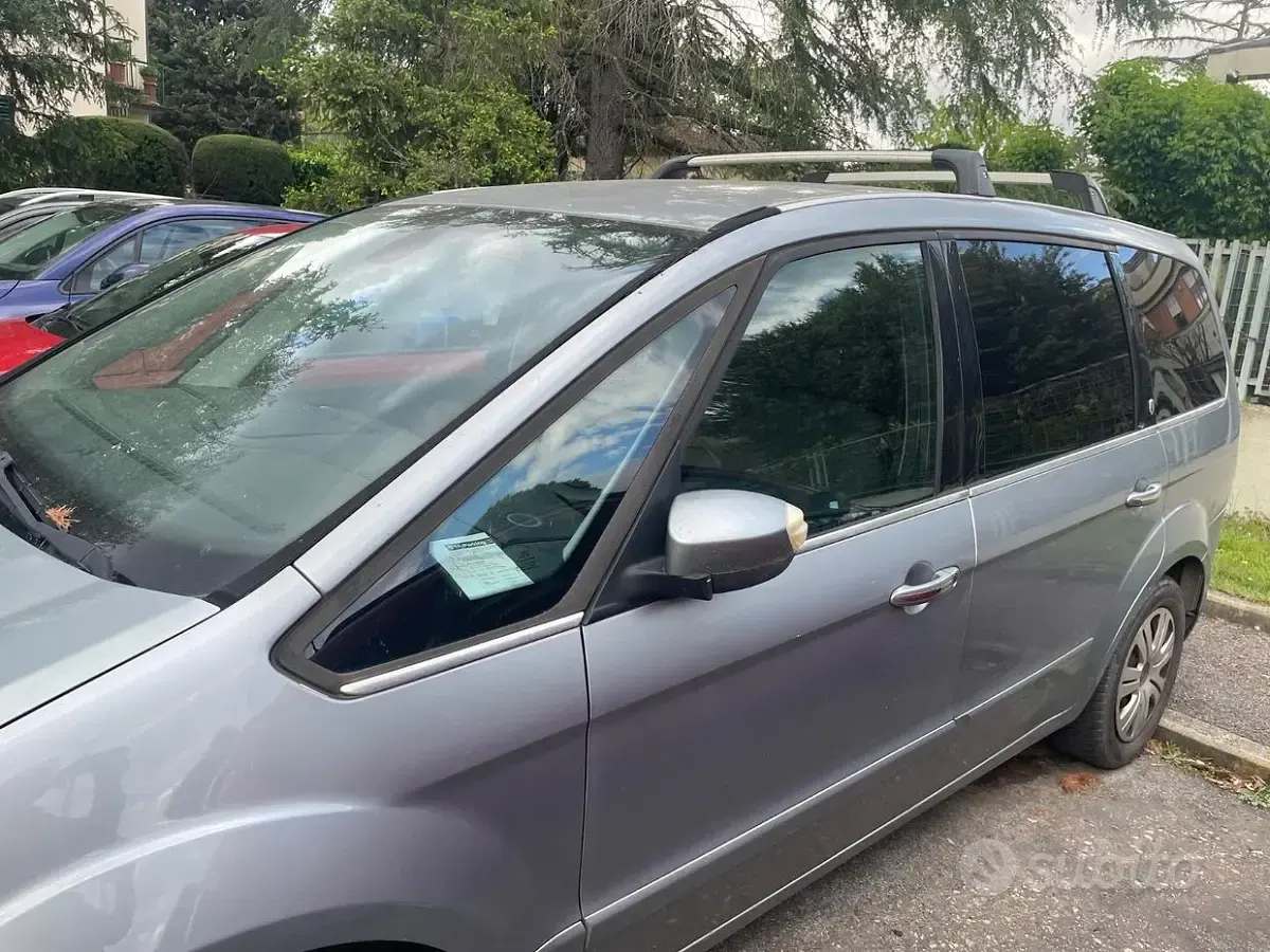 Usata Ford Galaxy 140 CV (102 kW) 2008 Grigio Monovolume