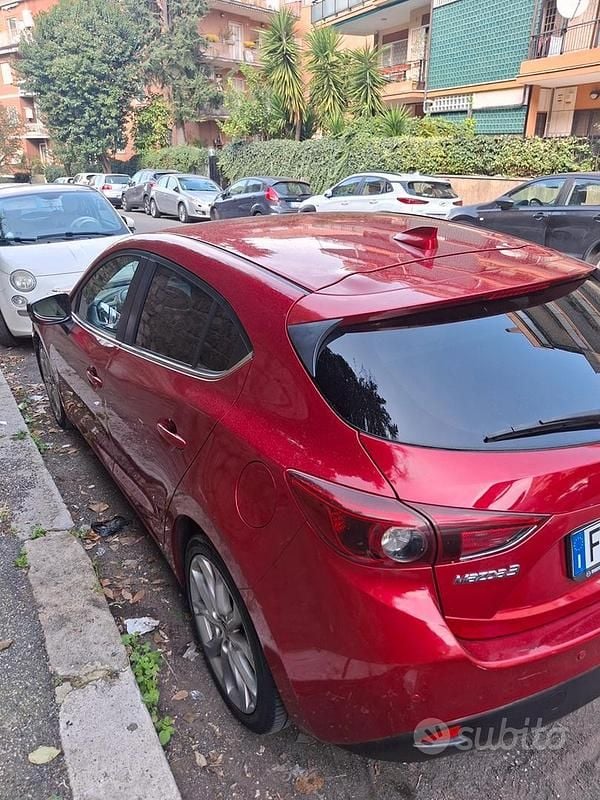 Usata Mazda 3 Evolve 105 CV (77 kW) 2016 Rosso Berlina