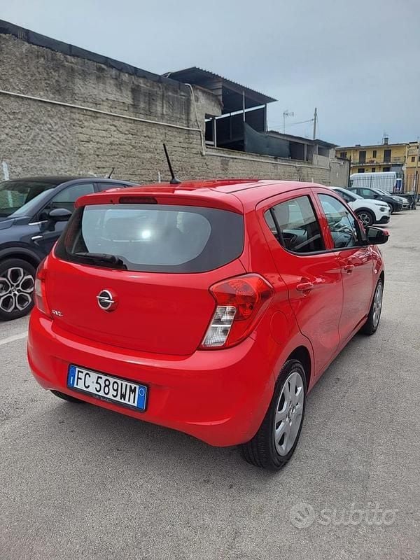 Usata Opel Karl Cosmo 75 CV (55 kW) 2016 Rosso Utilitaria