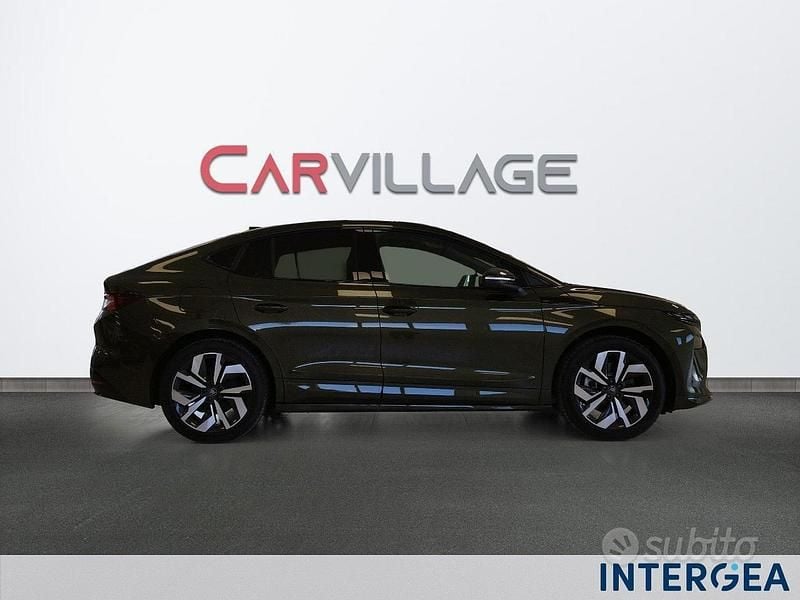 Nuova Skoda Enyaq iV SportLine 210 kW (286 CV) 2025 Verde olibo metallizzato SUV