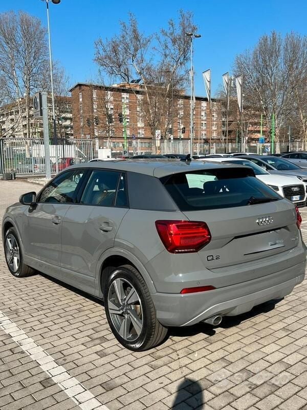 Usata Audi Q2 S-Line 116 CV (85 kW) 2018 Grigio SUV