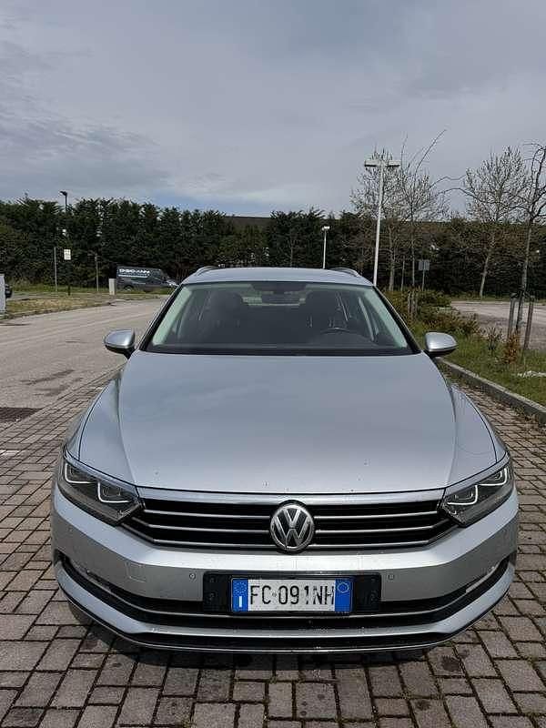 Usata VW Passat Highline 150 CV (110 kW) 2016 Station wagon
