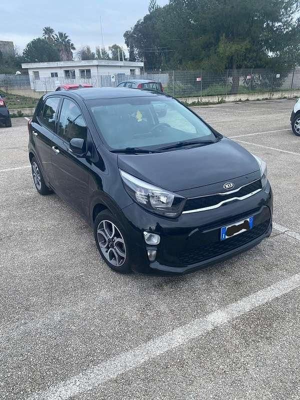 Usata Kia Picanto 67 CV (49 kW) 2019 Utilitaria