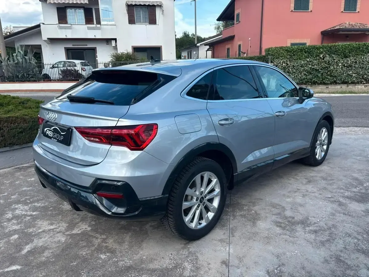 Usata Audi Q3 Advanced 150 CV (110 kW) 2021 Argento SUV