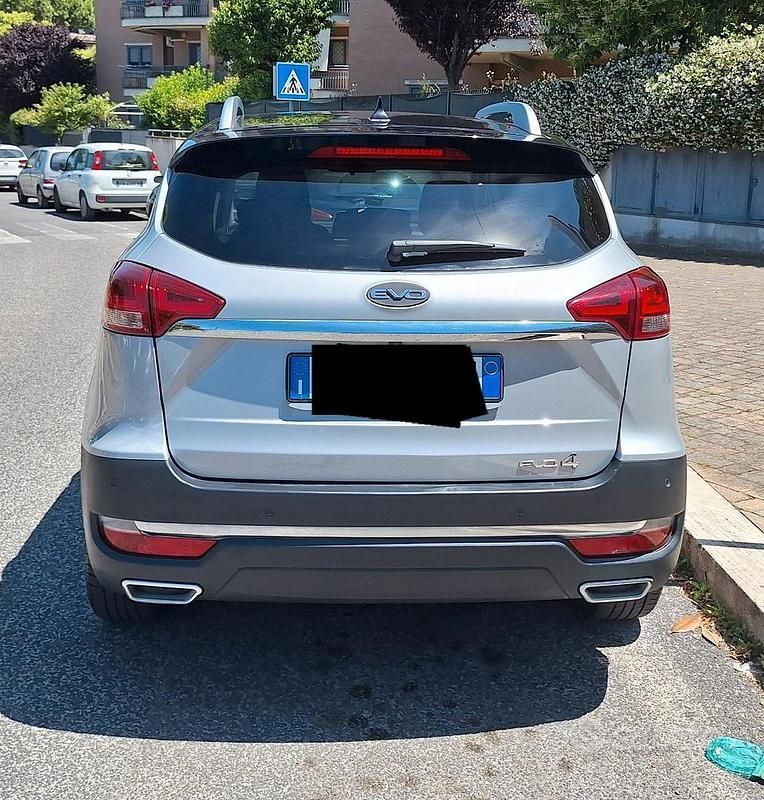 Usata EVO Evo 4 114 CV (83 kW) 2022 Grigio SUV