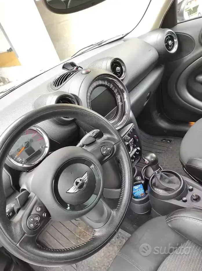 Usata Mini Countryman 143 CV (105 kW) 2015 Bianco SUV