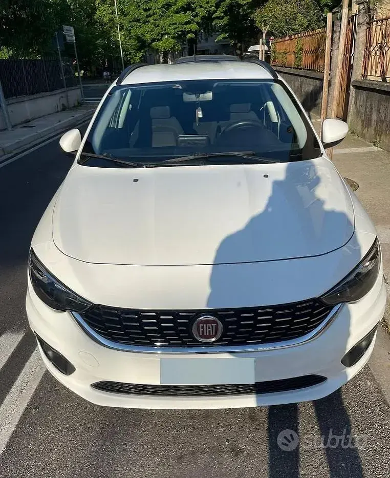 Usata Fiat Tipo 120 CV (88 kW) 2017 Bianco Station wagon