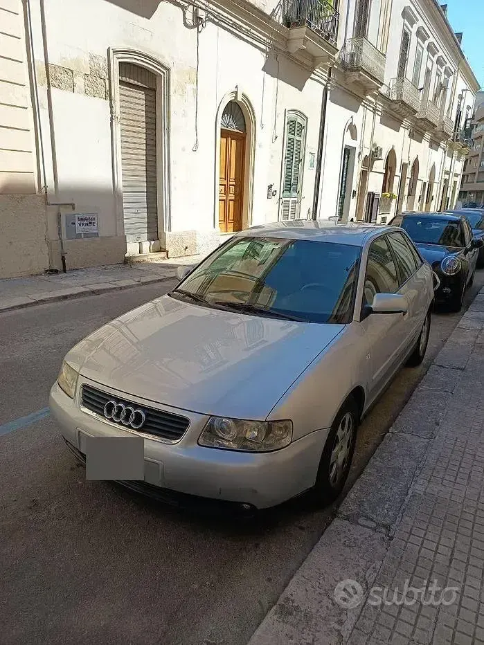 Usata Audi A3 110 CV (80 kW) 2001 Grigio Utilitaria