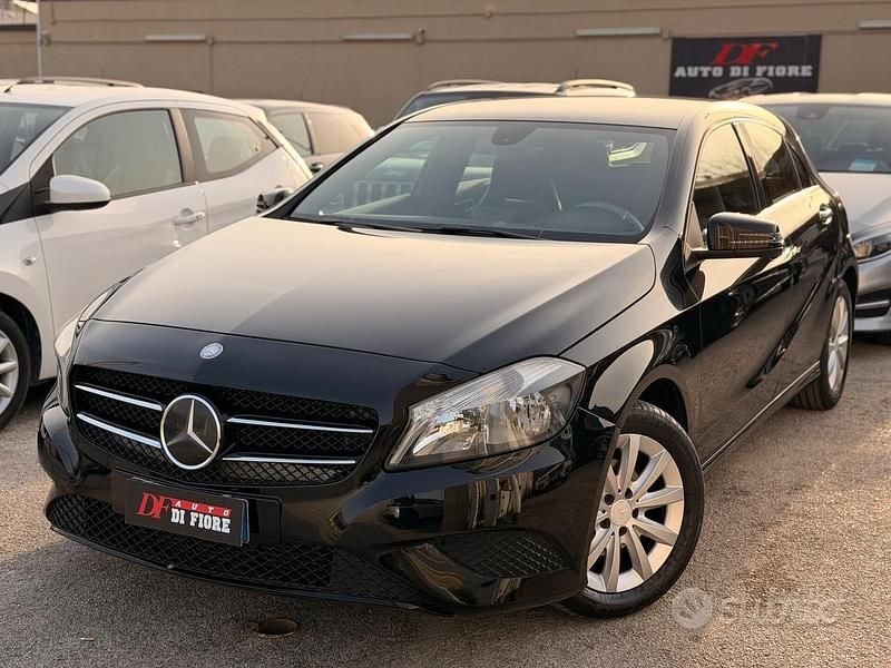 Usata Mercedes A180 109 CV (80 kW) 2014 Nero Berlina