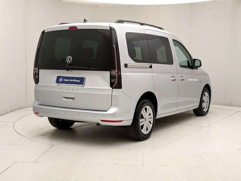 Usata VW Caddy 122 CV (89 kW) 2023 Argento Monovolume
