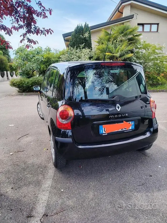 Usata Renault Modus 75 CV (55 kW) 2007 Monovolume