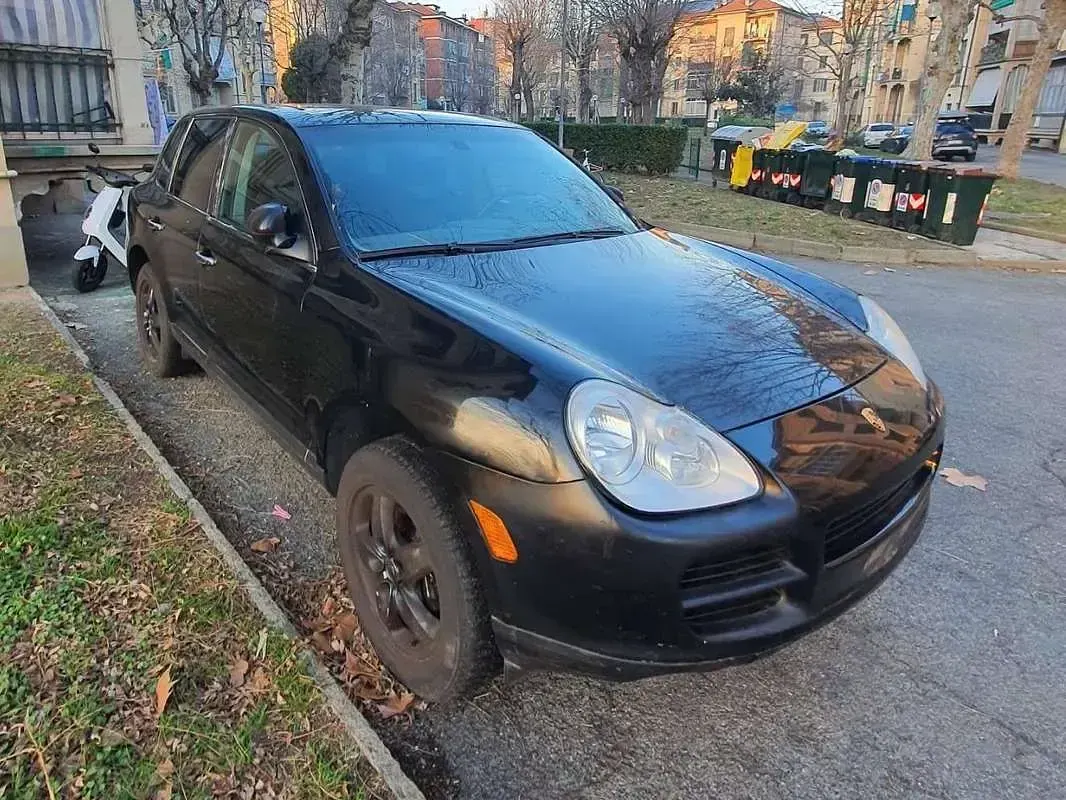Usata Porsche Cayenne 250 CV (183 kW) 2004 Nero SUV