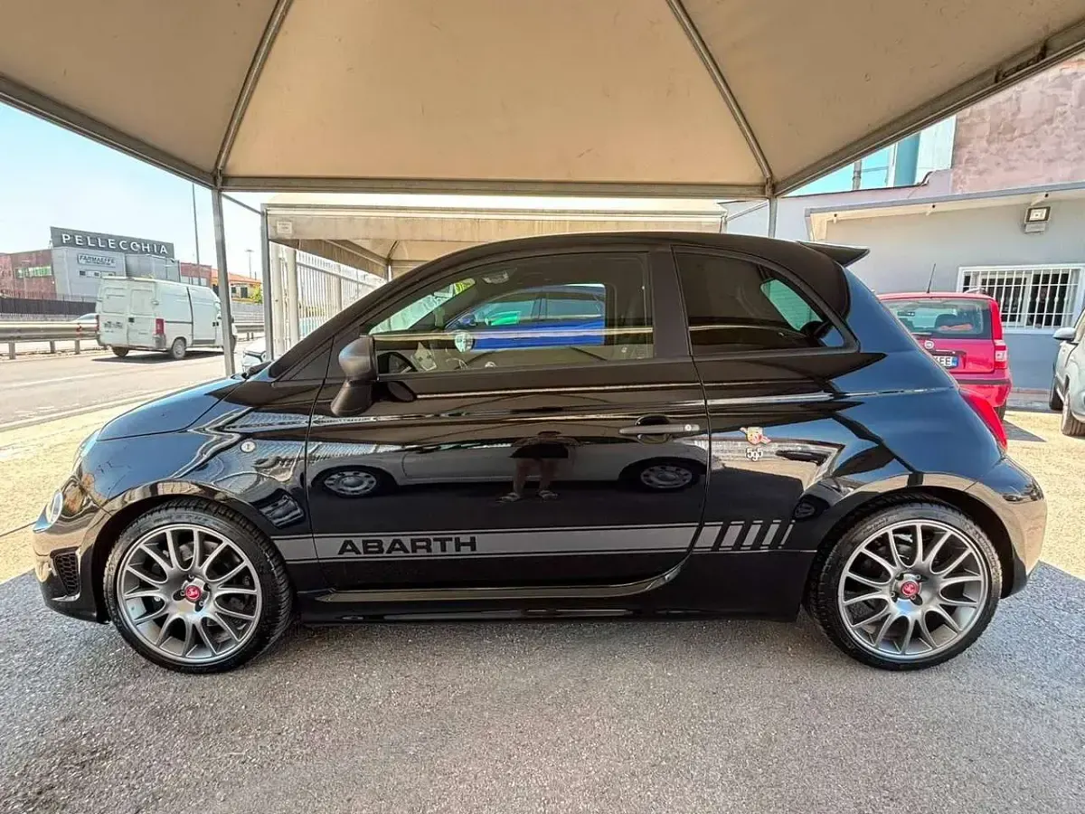 Usata Abarth 595 Competizione 179 CV (131 kW) 2018 Nero Utilitaria