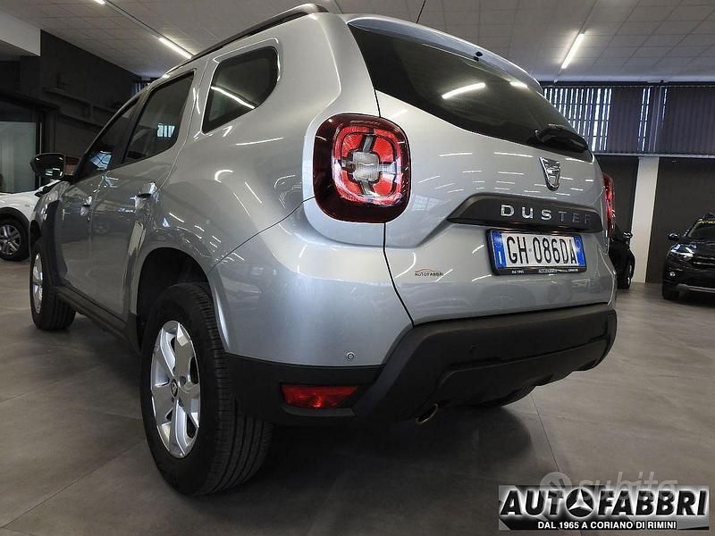 Usata Dacia Duster Comfort 100 CV (73 kW) 2021 Grigio SUV