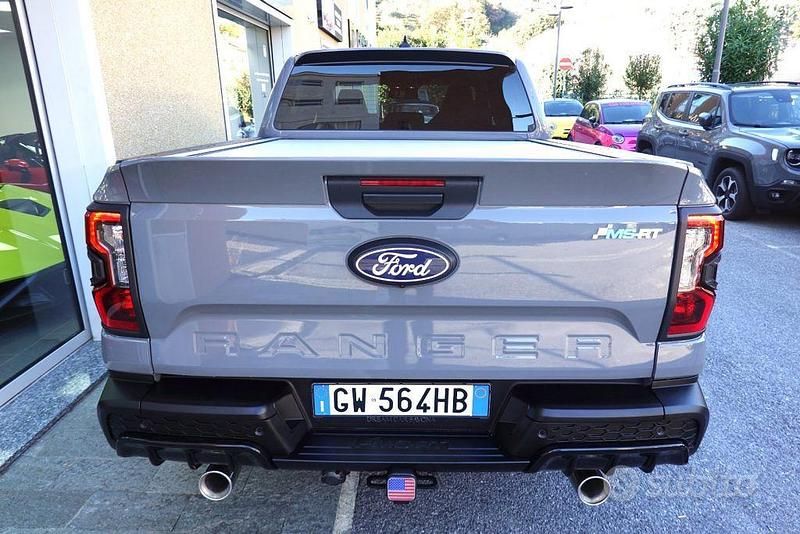 Usata Ford Ranger 240 CV (176 kW) 2024 Grigio pastello Pick-up