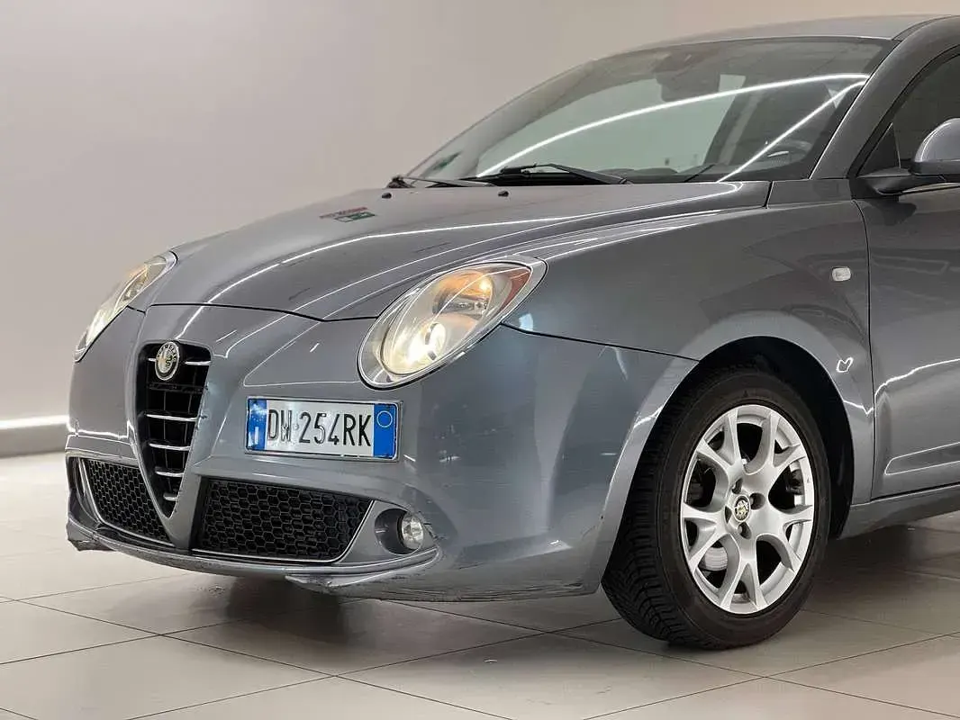 Usata Alfa Romeo MiTo Distinctive 120 CV (88 kW) 2009 Grigio Utilitaria