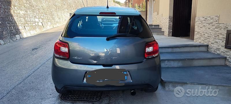 Usata DS Automobiles DS3 Chic 95 CV (69 kW) 2010 Grigio Berlina