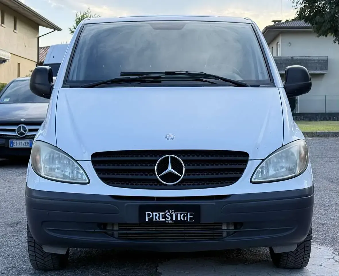 Usata Mercedes Vito 150 CV (110 kW) 2010 Bianco Furgone