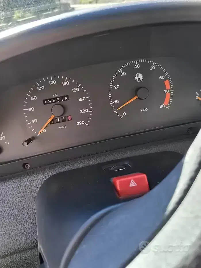 Usata Alfa Romeo 155 116 CV (85 kW) 1995 Grigio Berlina