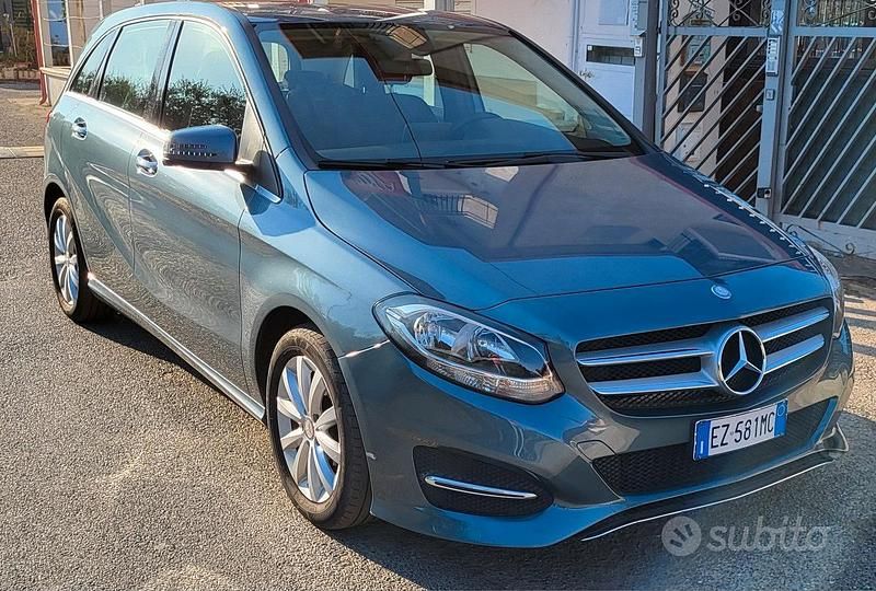Usata Mercedes B200 136 CV (100 kW) 2015 Verde Utilitaria