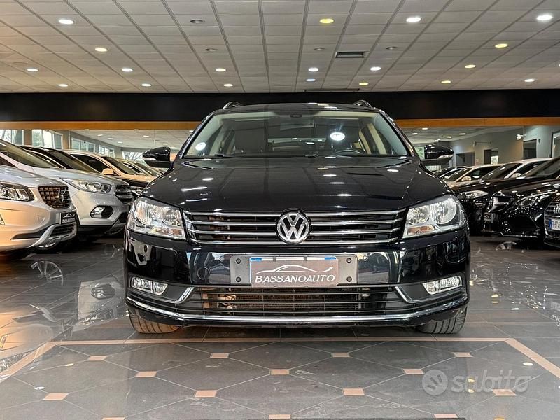 Usata VW Passat Comfortline 105 CV (77 kW) 2012 Nero Station wagon