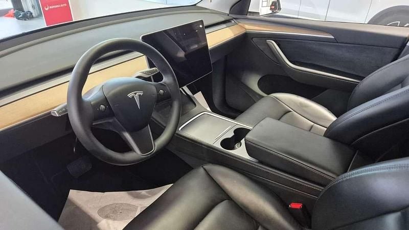 Usata Tesla Model Y 88 kW (120 CV) 2022 Bianco SUV