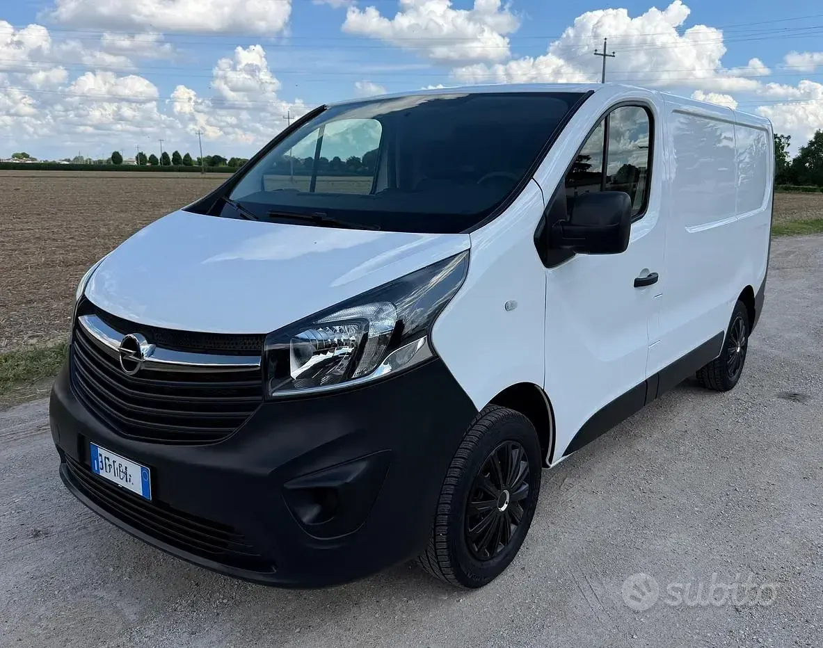Usata Opel Vivaro 95 CV (69 kW) 2019 Bianco Monovolume