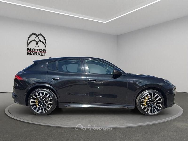 Usata Maserati Levante 530 CV (389 kW) 2022 Nero SUV