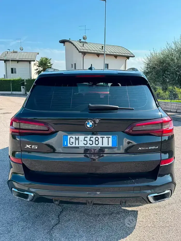 Usata BMW X5 M Sport 231 CV (169 kW) 2023 Nero SUV