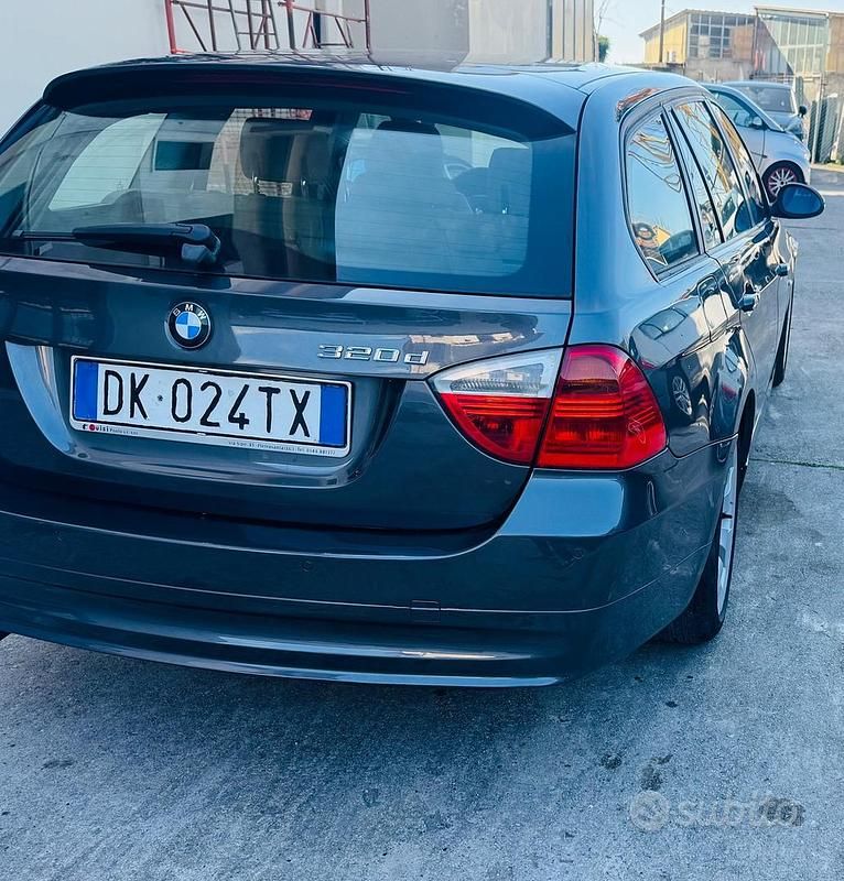 Usata BMW 320 M Sport 176 CV (129 kW) 2007 Grigio Station wagon