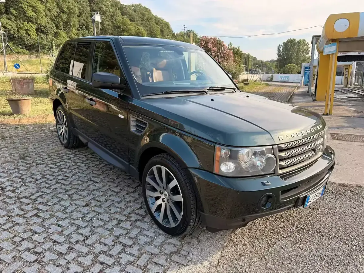 Usata Land Rover Range Rover Sport HSE 190 CV (139 kW) 2009 Verde SUV