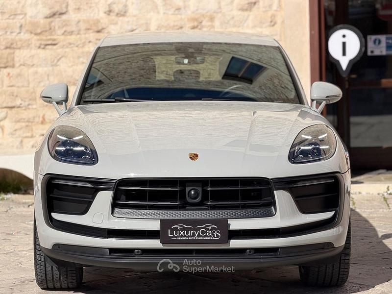 Usata Porsche Macan Turbo Sport 265 CV (194 kW) 2022 Grigio SUV