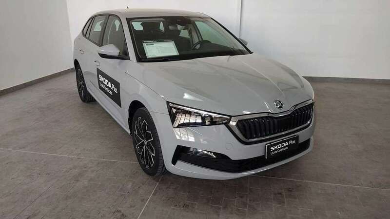 Grigio Usata 2023 Skoda Scala Ambition Due volumi | 15.900 € (Super prezzo) - Immagine 1/4