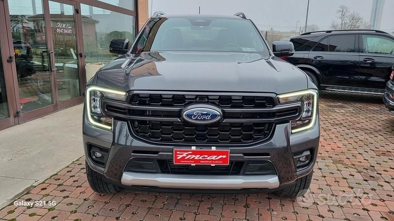 Usata Ford Ranger Wildtrack 205 CV (150 kW) 2024 Grigio Pick-up