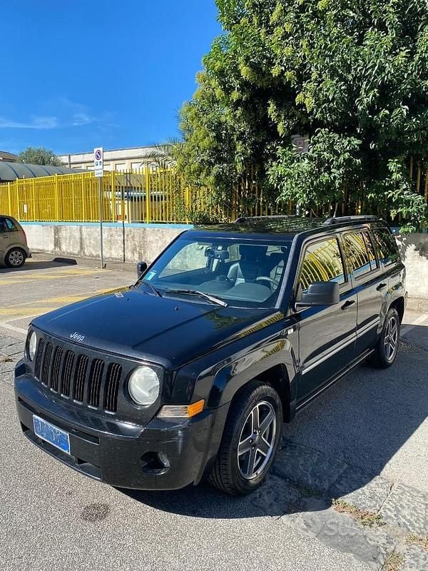 Usata Jeep Patriot 140 CV (102 kW) 2010 Nero SUV