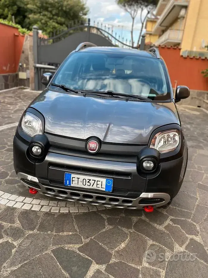 Usata Fiat Panda Cross Cross 85 CV (62 kW) 2018 Marrone Utilitaria