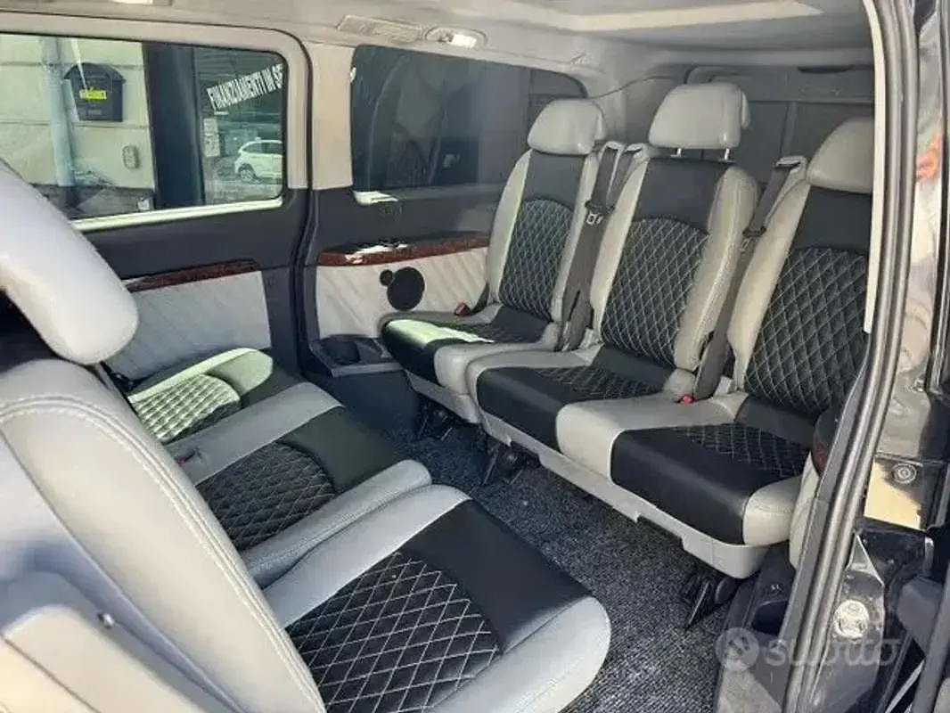 Usata Mercedes Viano 224 CV (164 kW) 2011 Nero Monovolume