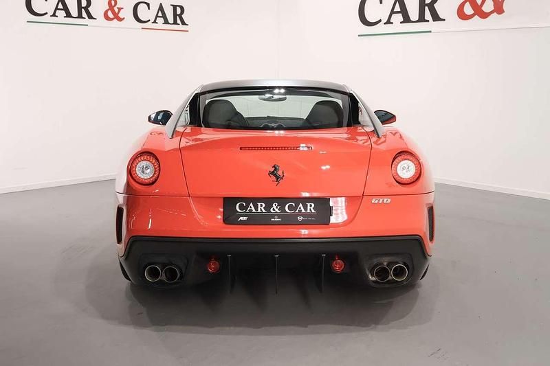 Usata Ferrari 599 670 CV (492 kW) 2012 Rosso Coupé