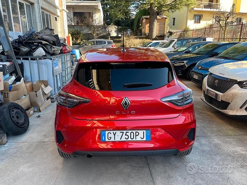 Usata Renault Clio V Evolution 100 CV (73 kW) 2025 Rosso Berlina