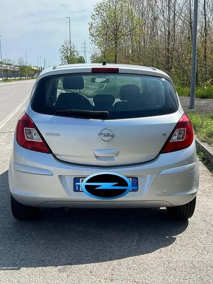 Usata Opel Corsa 80 CV (58 kW) 2008 Grigio Utilitaria
