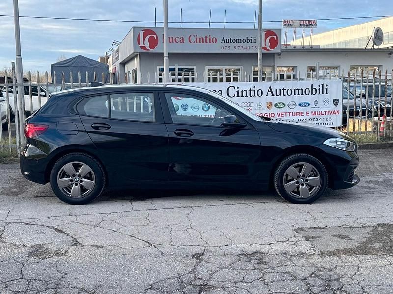 Usata BMW 116 Advantage 115 CV (84 kW) 2020 Nero Utilitaria