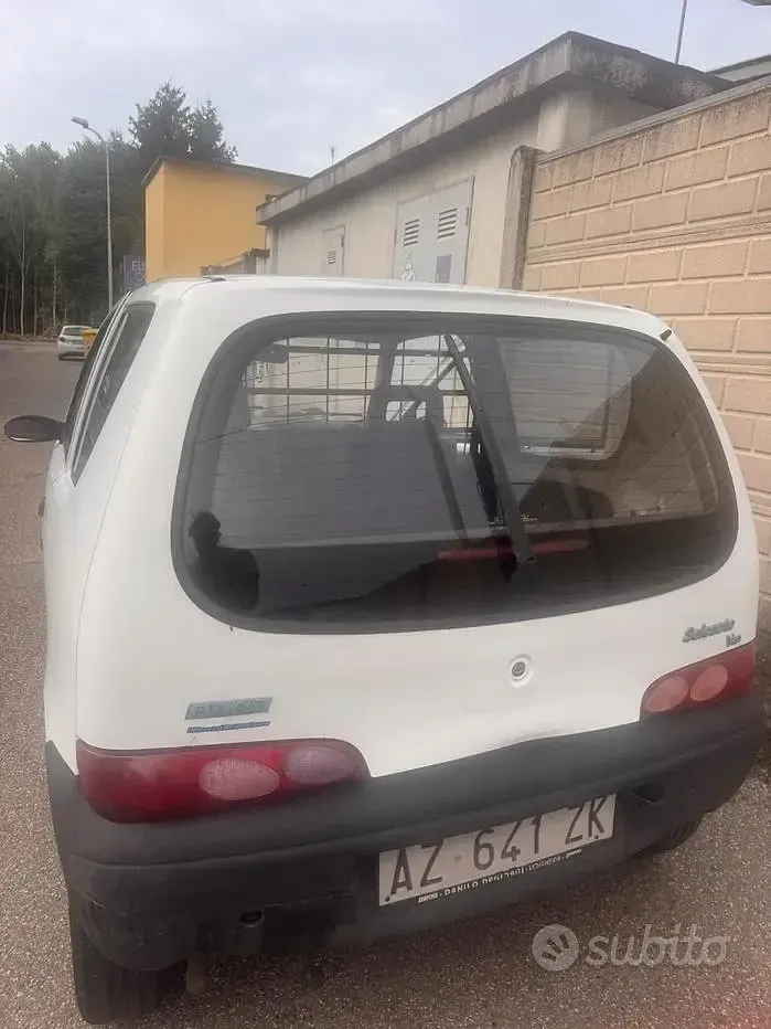 Usata Fiat Seicento 39 CV (28 kW) 1998 Bianco Utilitaria
