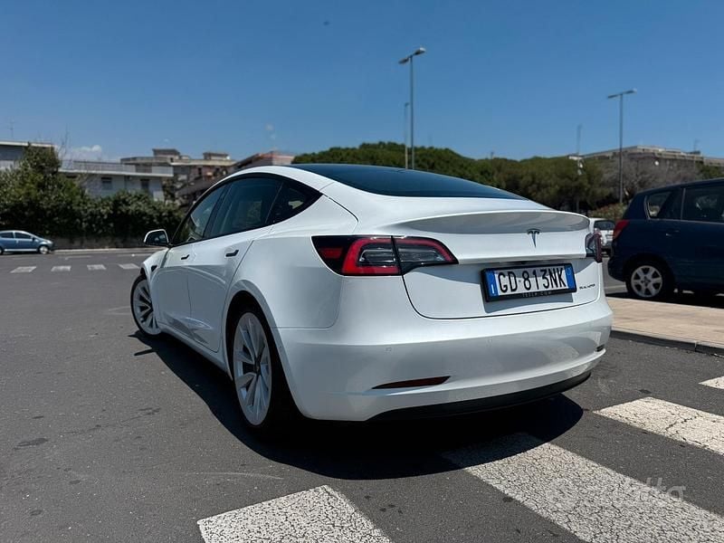 Usata Tesla Model 3 366 kW (498 CV) 2021 Bianco Berlina