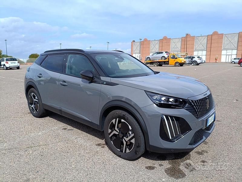 Usata 2024 Peugeot e-2008 GT SUV | 26.000 € (Molto cara) - Immagine 1/4
