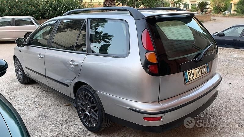 Usata Fiat Marea Weekend 105 CV (77 kW) 2000 Grigio Station wagon