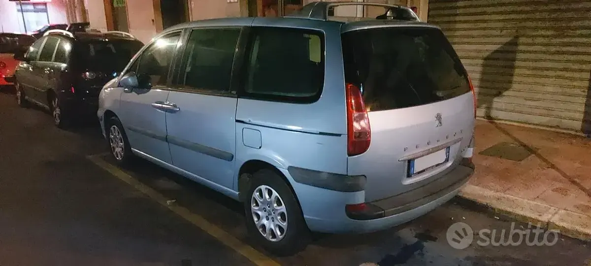 Usata Peugeot 807 158 CV (116 kW) 2004 Blu/azzurro Monovolume