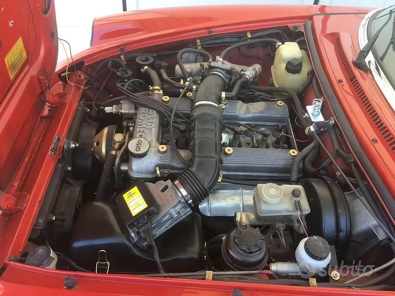 Usata Alfa Romeo Spider 1991 Rosso Cabrio